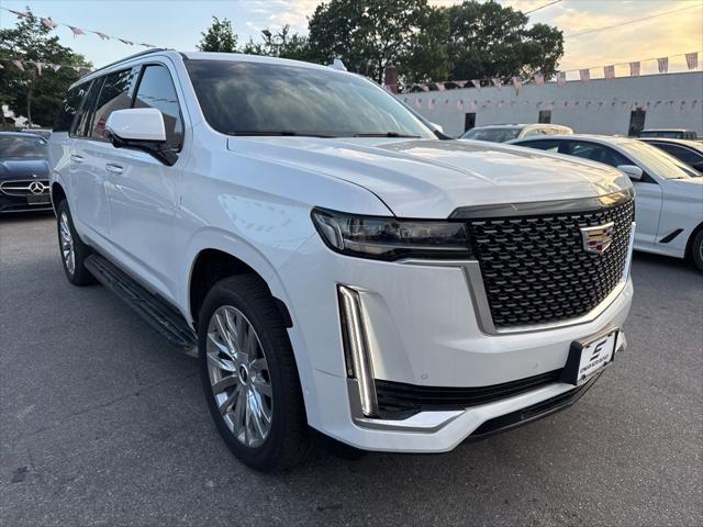 used 2022 Cadillac Escalade ESV car, priced at $63,990