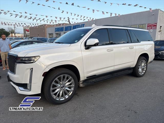 used 2022 Cadillac Escalade ESV car, priced at $63,990