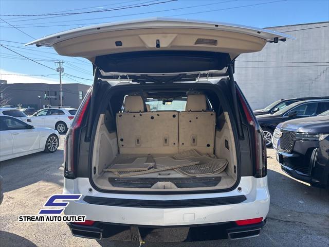 used 2022 Cadillac Escalade ESV car, priced at $64,990