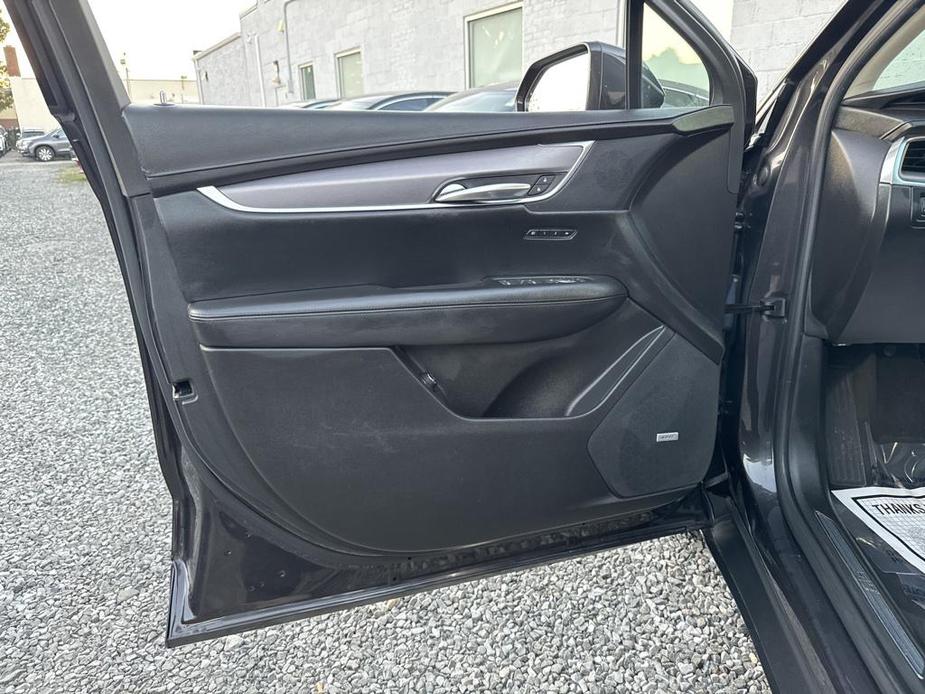 used 2018 Cadillac XT5 car, priced at $16,990