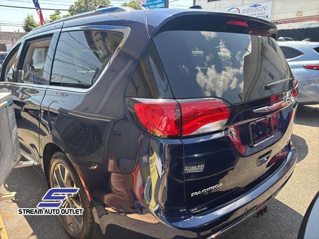 used 2017 Chrysler Pacifica car, priced at $14,990