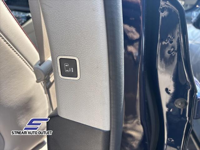 used 2017 Chrysler Pacifica car, priced at $14,990