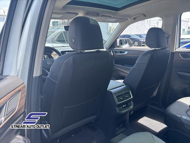 used 2025 Volkswagen Atlas car, priced at $46,990