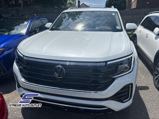 used 2025 Volkswagen Atlas car, priced at $46,990