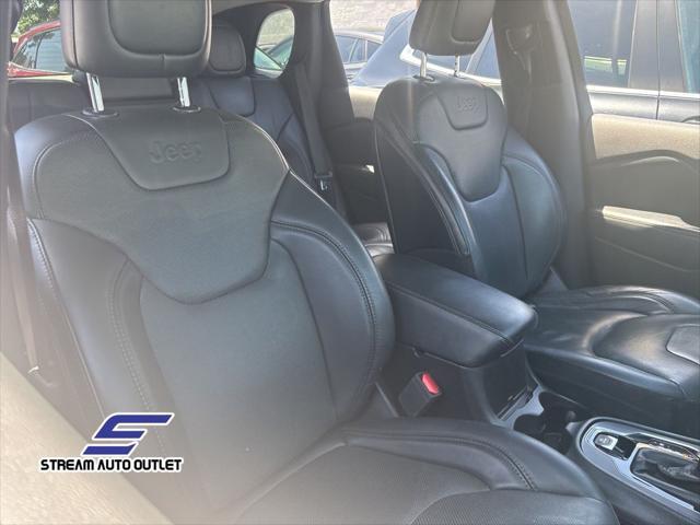 used 2019 Jeep Cherokee car, priced at $17,990
