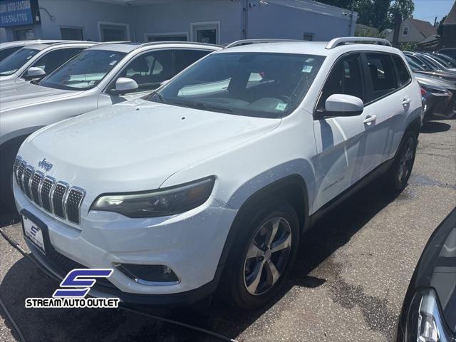 used 2019 Jeep Cherokee car, priced at $17,990
