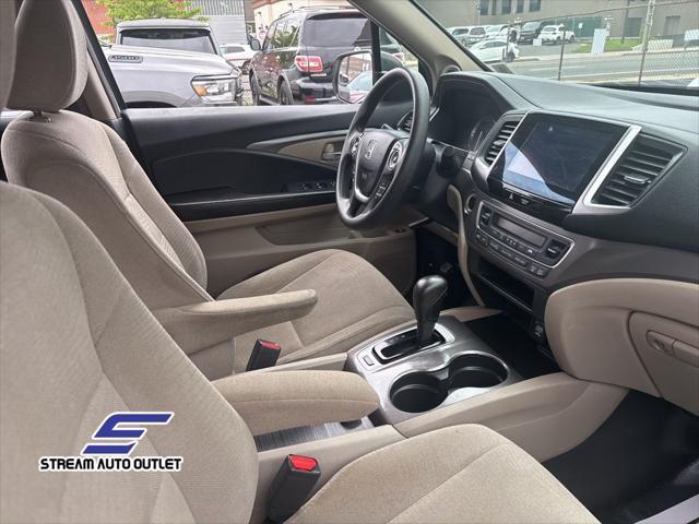 used 2016 Honda Pilot car, priced at $17,990