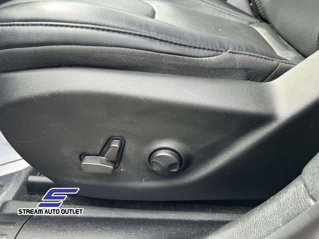 used 2022 Jeep Cherokee car, priced at $27,485