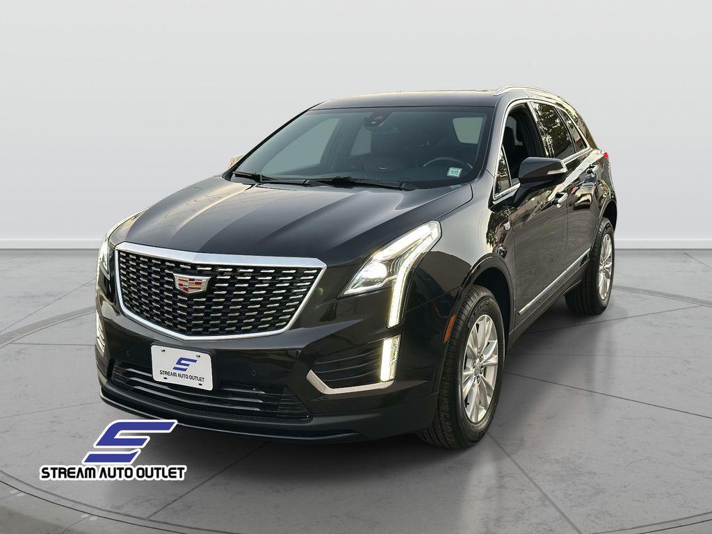 used 2023 Cadillac XT5 car, priced at $33,485