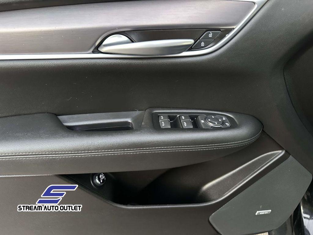 used 2023 Cadillac XT5 car, priced at $33,485