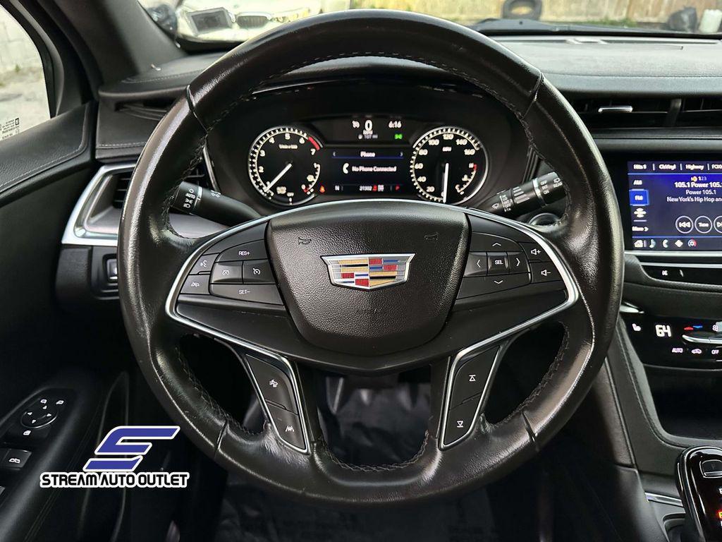 used 2023 Cadillac XT5 car, priced at $33,485