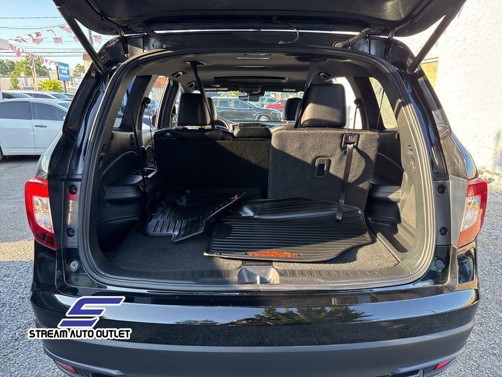 used 2022 Honda Pilot car, priced at $36,985