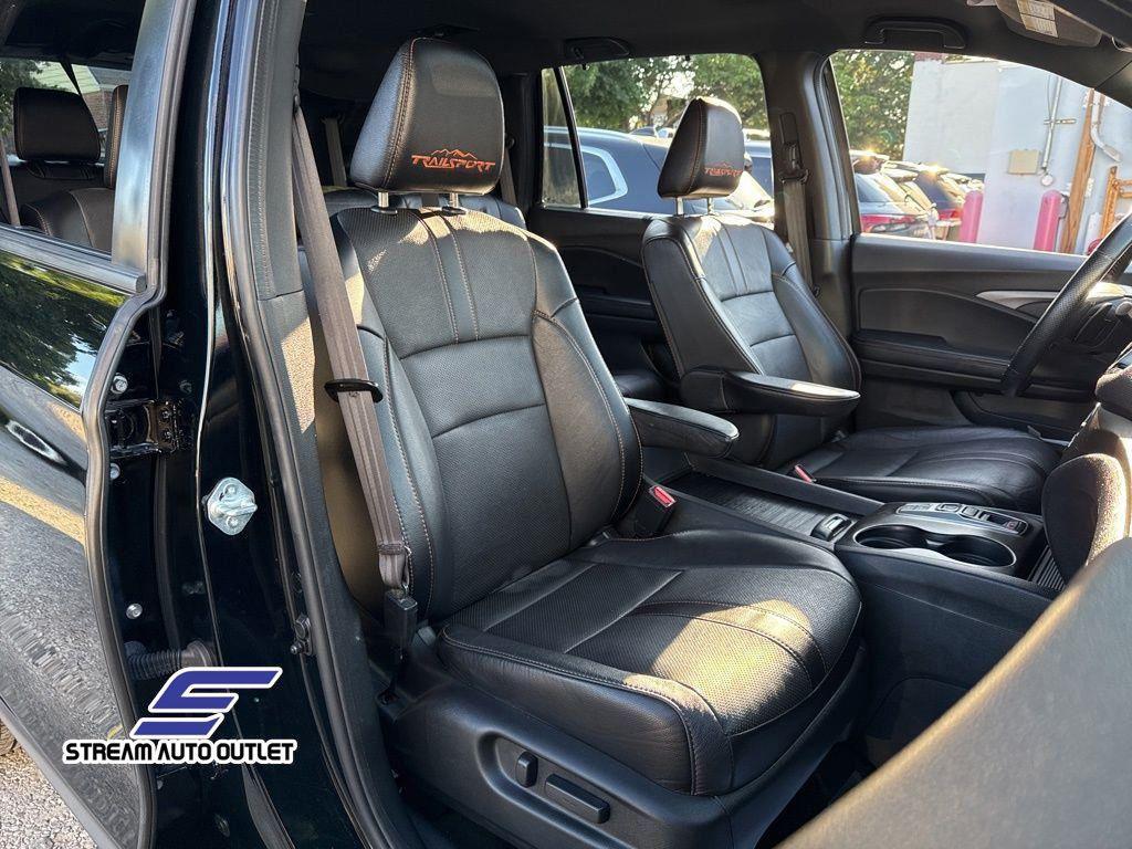 used 2022 Honda Pilot car, priced at $36,985