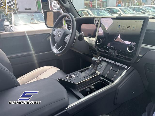 used 2024 Lexus GX 550 car, priced at $81,990