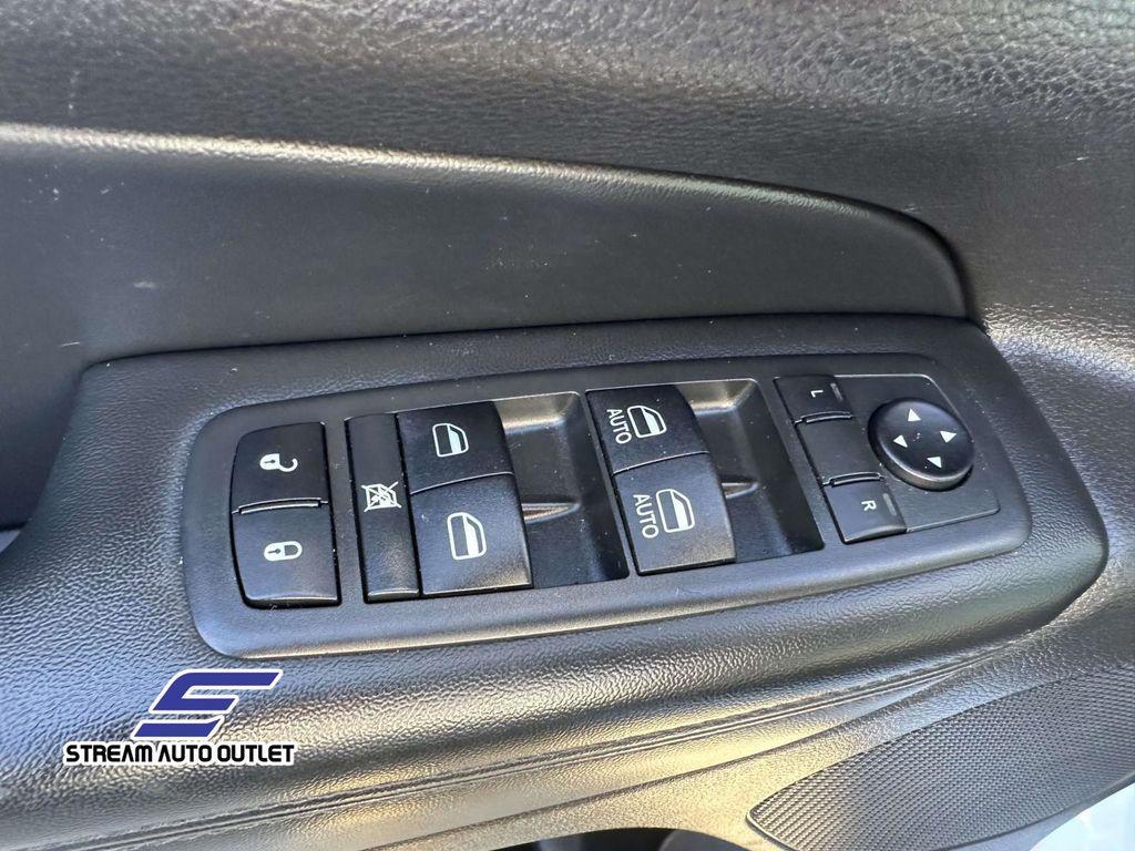 used 2020 Jeep Grand Cherokee car, priced at $23,985