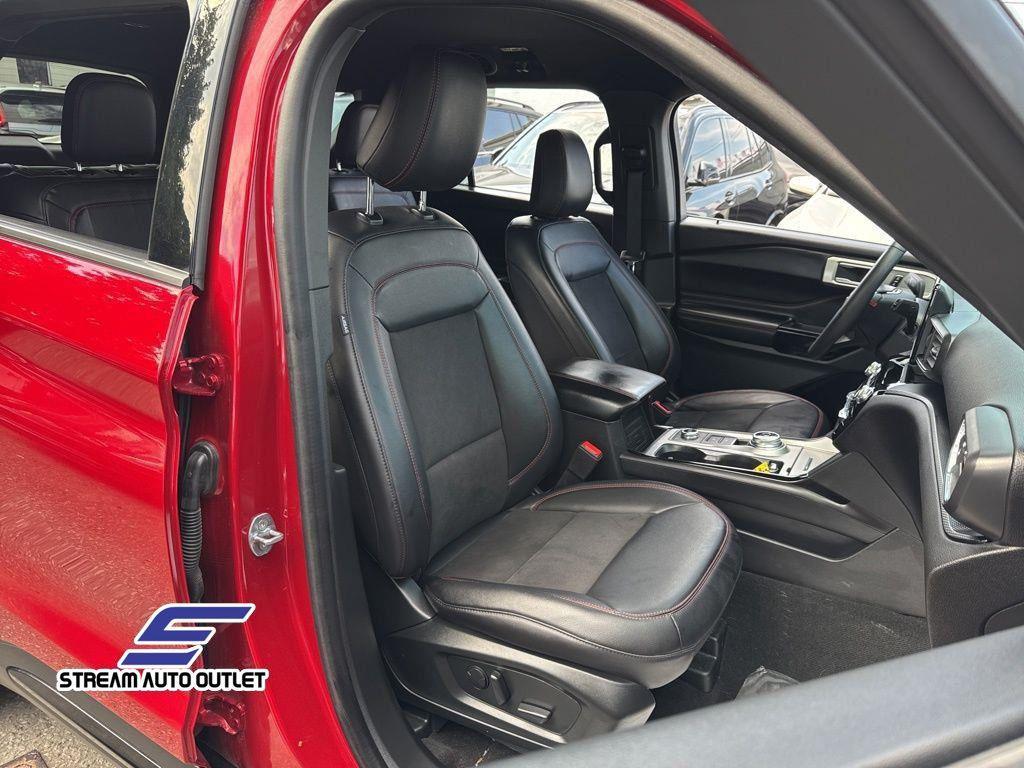 used 2023 Ford Explorer car, priced at $39,485