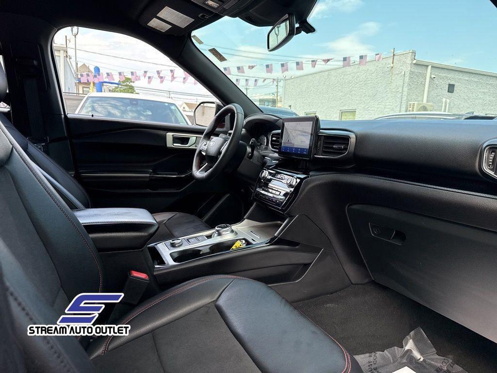 used 2023 Ford Explorer car, priced at $39,485