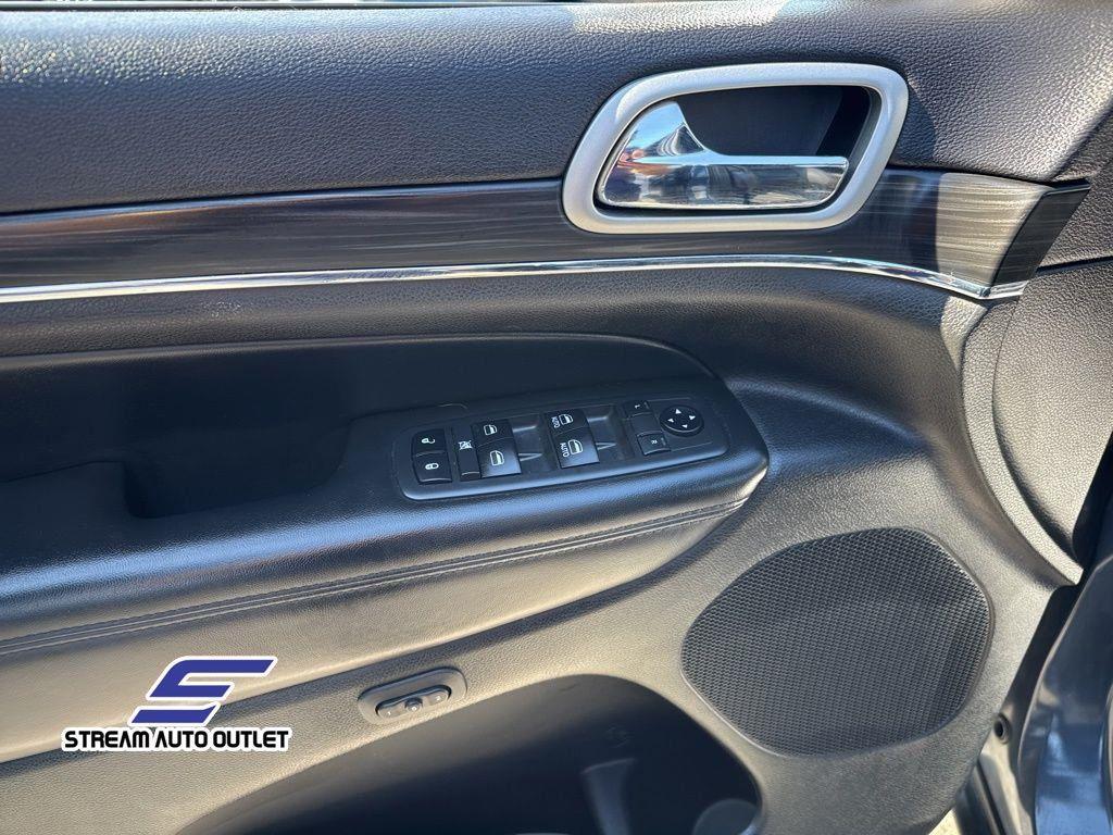 used 2019 Jeep Grand Cherokee car, priced at $21,985