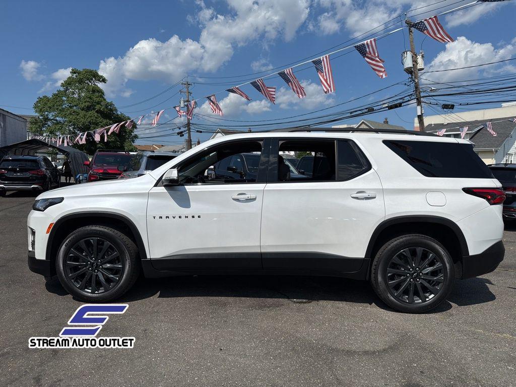 used 2023 Chevrolet Traverse car, priced at $34,490