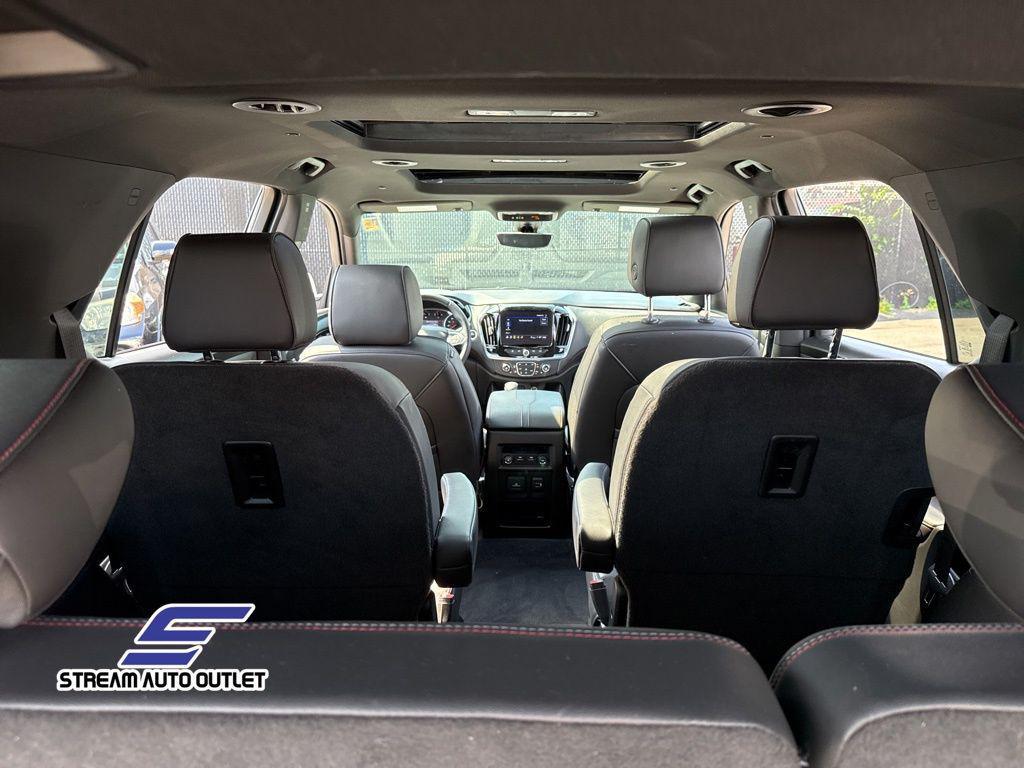 used 2023 Chevrolet Traverse car, priced at $34,490