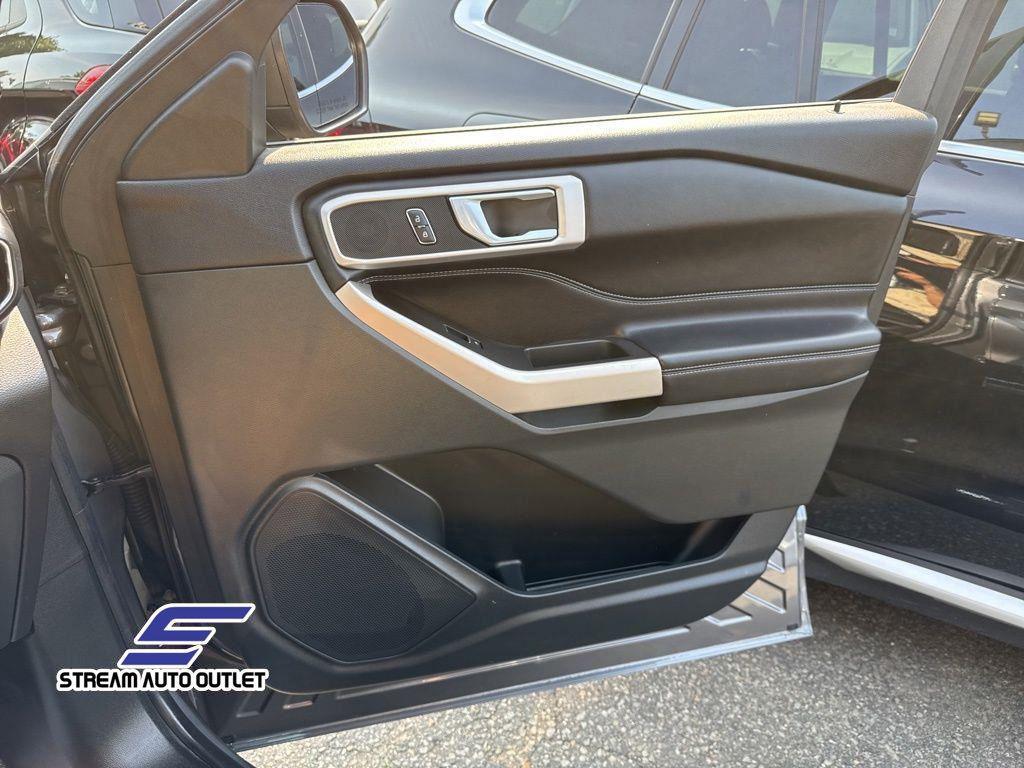 used 2022 Ford Explorer car, priced at $32,985