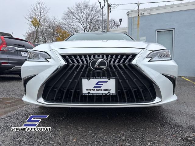 used 2022 Lexus ES 350 car, priced at $29,990