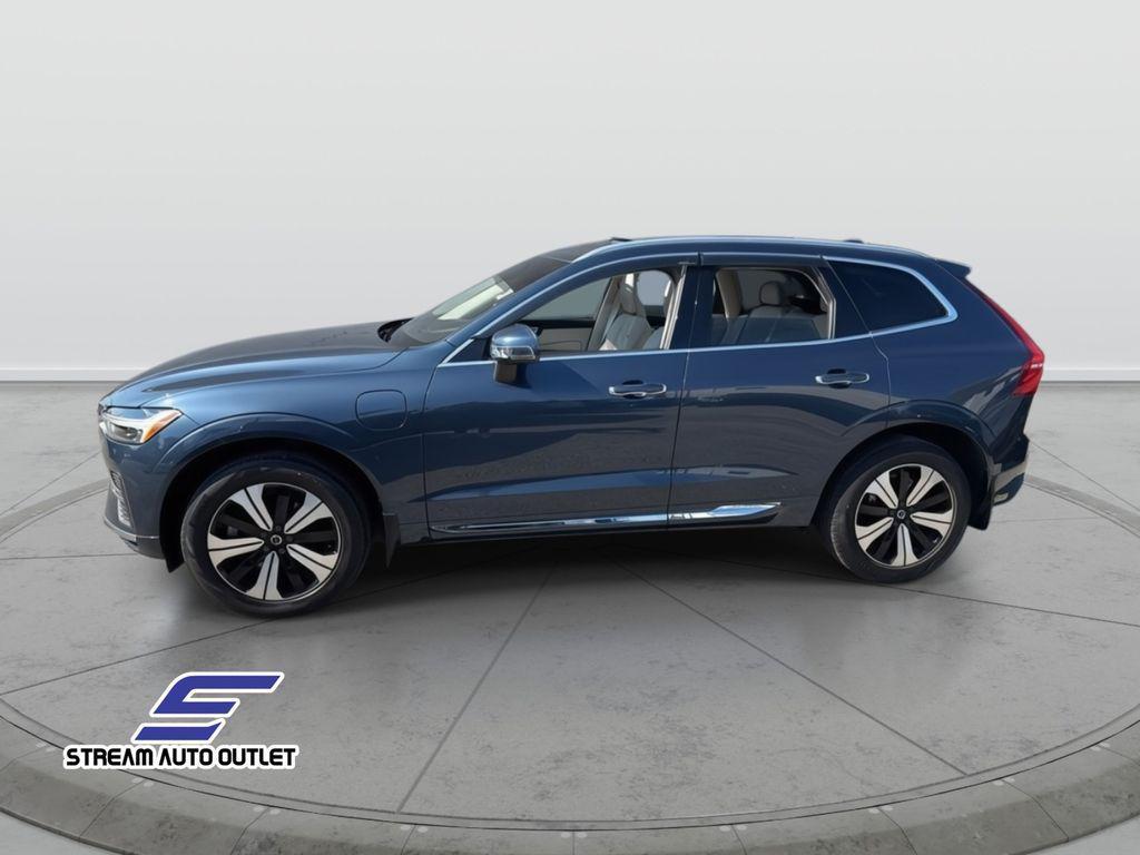 used 2023 Volvo XC60 Recharge Plug-In Hybrid car, priced at $42,985