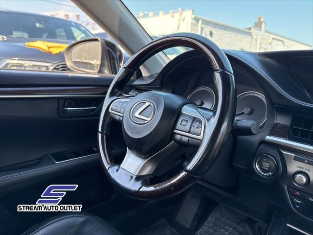 used 2016 Lexus ES 350 car, priced at $18,490