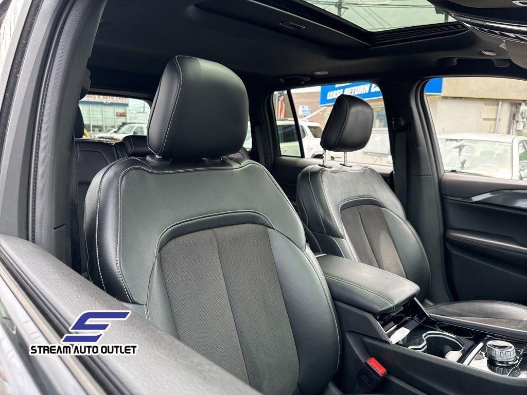 used 2023 Jeep Grand Cherokee car, priced at $36,985