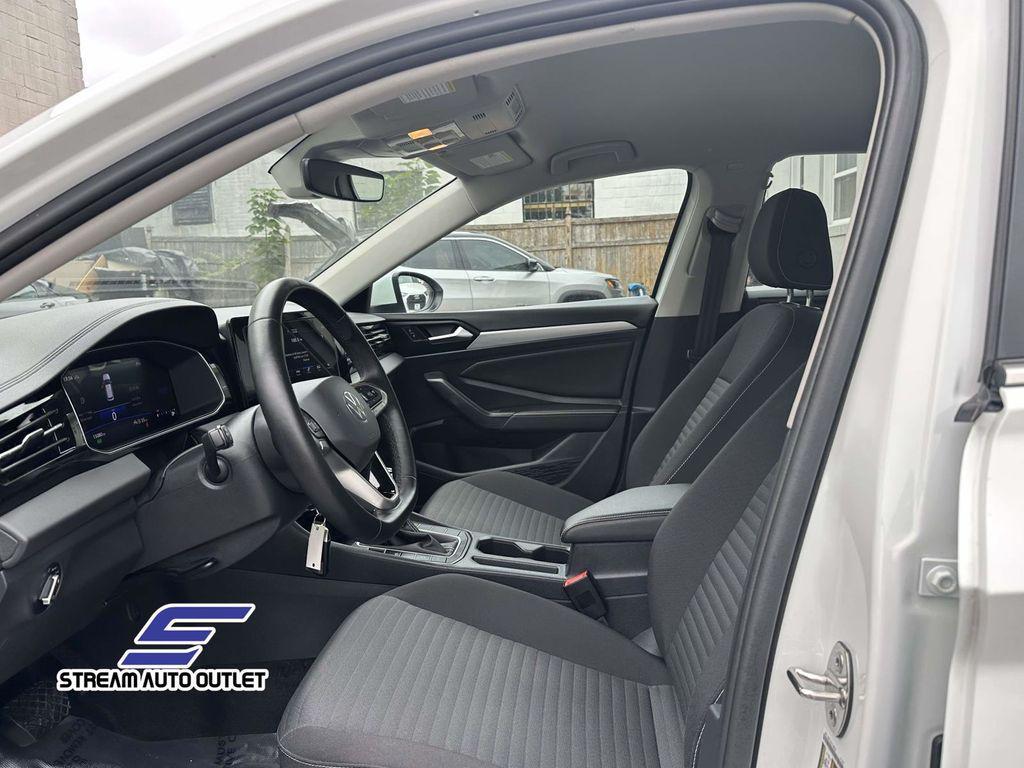 used 2025 Volkswagen Jetta car, priced at $23,485