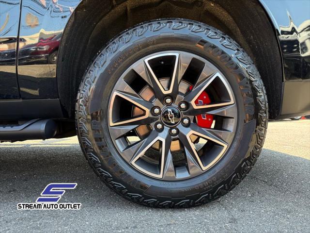 used 2023 Chevrolet Suburban car, priced at $50,990