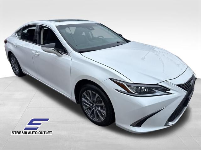 used 2022 Lexus ES 350 car, priced at $31,990