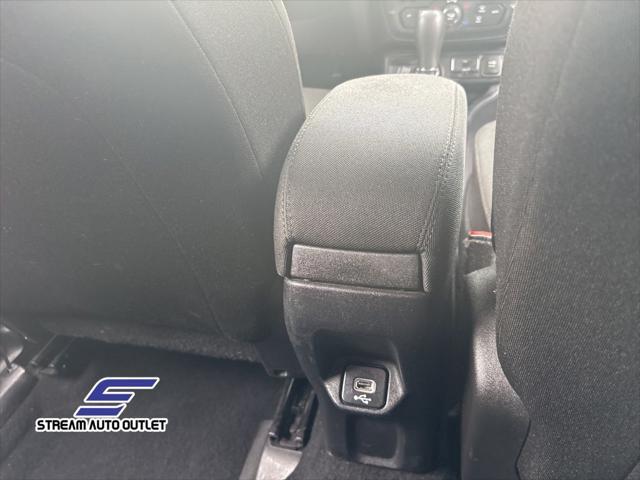 used 2018 Jeep Renegade car, priced at $12,490