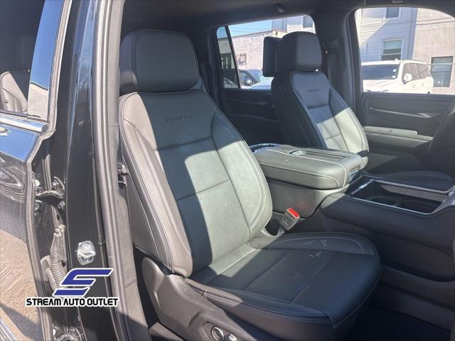 used 2024 GMC Yukon XL car, priced at $79,990