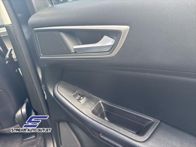 used 2022 Ford Edge car, priced at $24,990