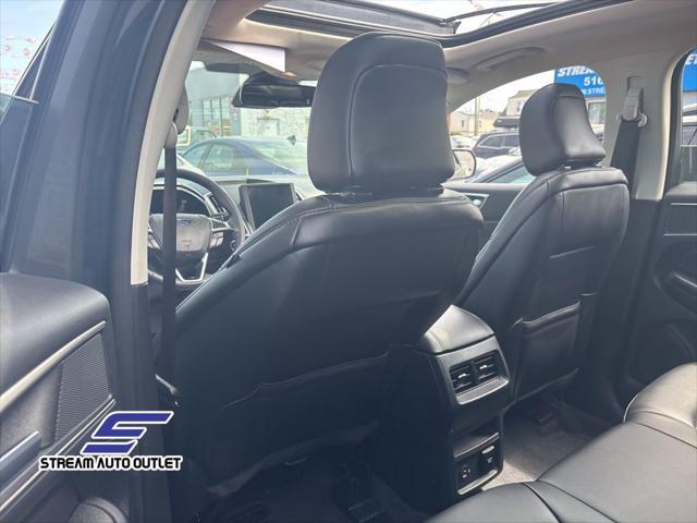 used 2022 Ford Edge car, priced at $24,990