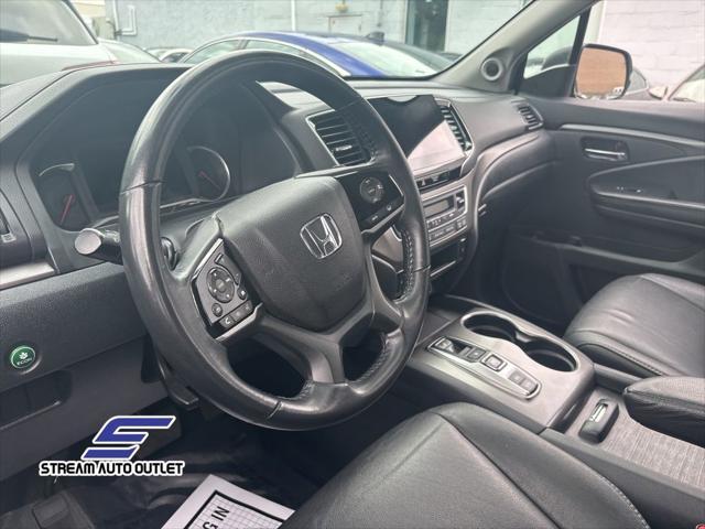 used 2022 Honda Pilot car, priced at $30,490