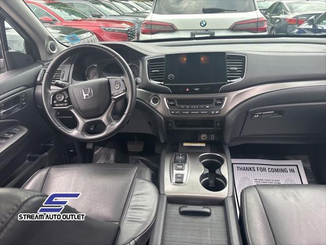 used 2022 Honda Pilot car, priced at $30,490