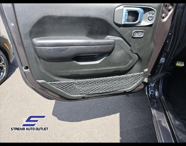 used 2021 Jeep Wrangler Unlimited car, priced at $26,990