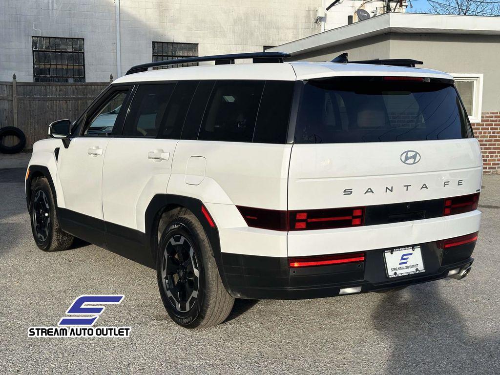 used 2024 Hyundai Santa Fe car, priced at $31,485