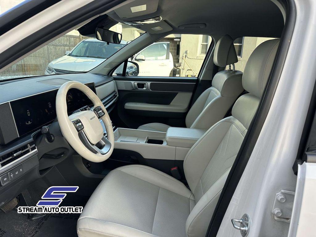 used 2024 Hyundai Santa Fe car, priced at $31,485