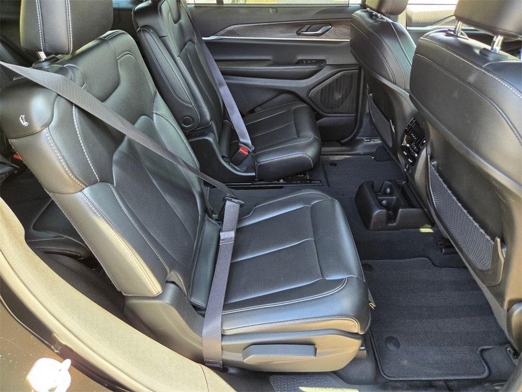 used 2024 Jeep Grand Cherokee L car, priced at $33,950