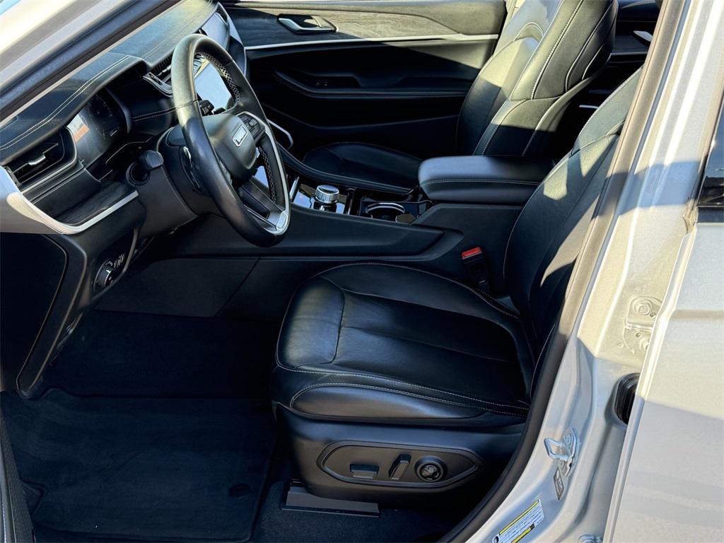 used 2021 Jeep Grand Cherokee L car, priced at $26,988