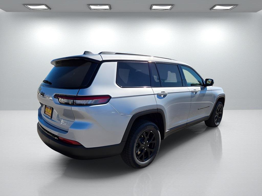 new 2025 Jeep Grand Cherokee L car, priced at $41,230
