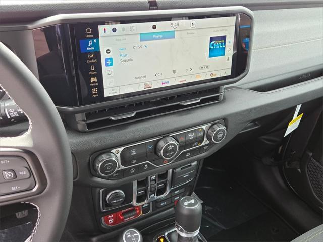 new 2025 Jeep Wrangler car, priced at $50,925