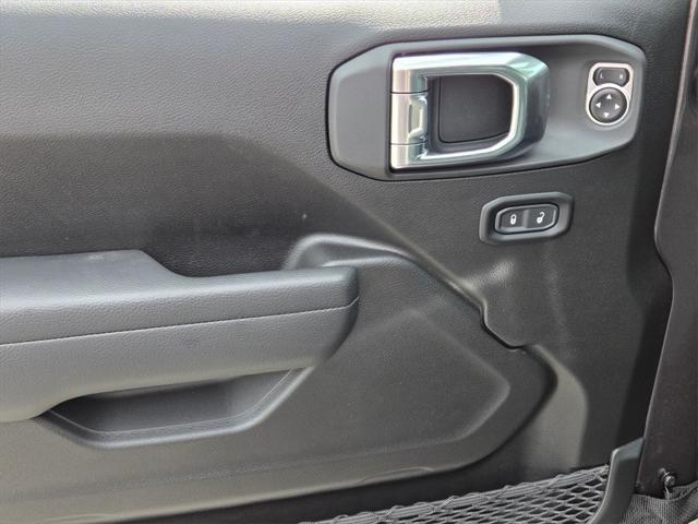 new 2025 Jeep Wrangler car, priced at $50,925