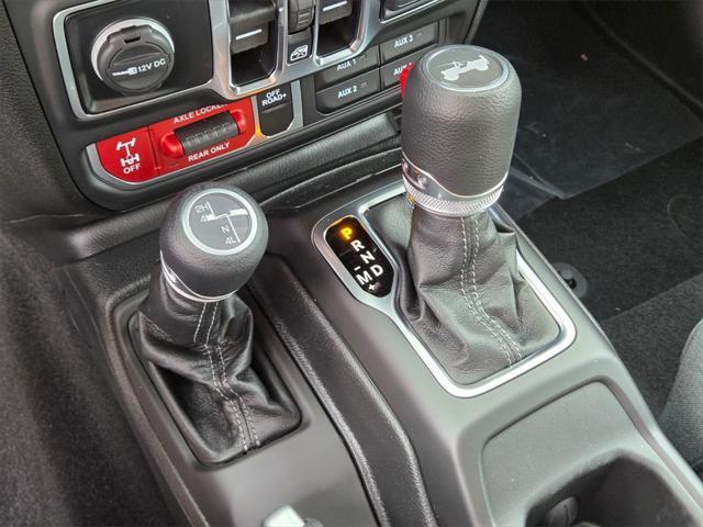 new 2025 Jeep Wrangler car, priced at $50,925
