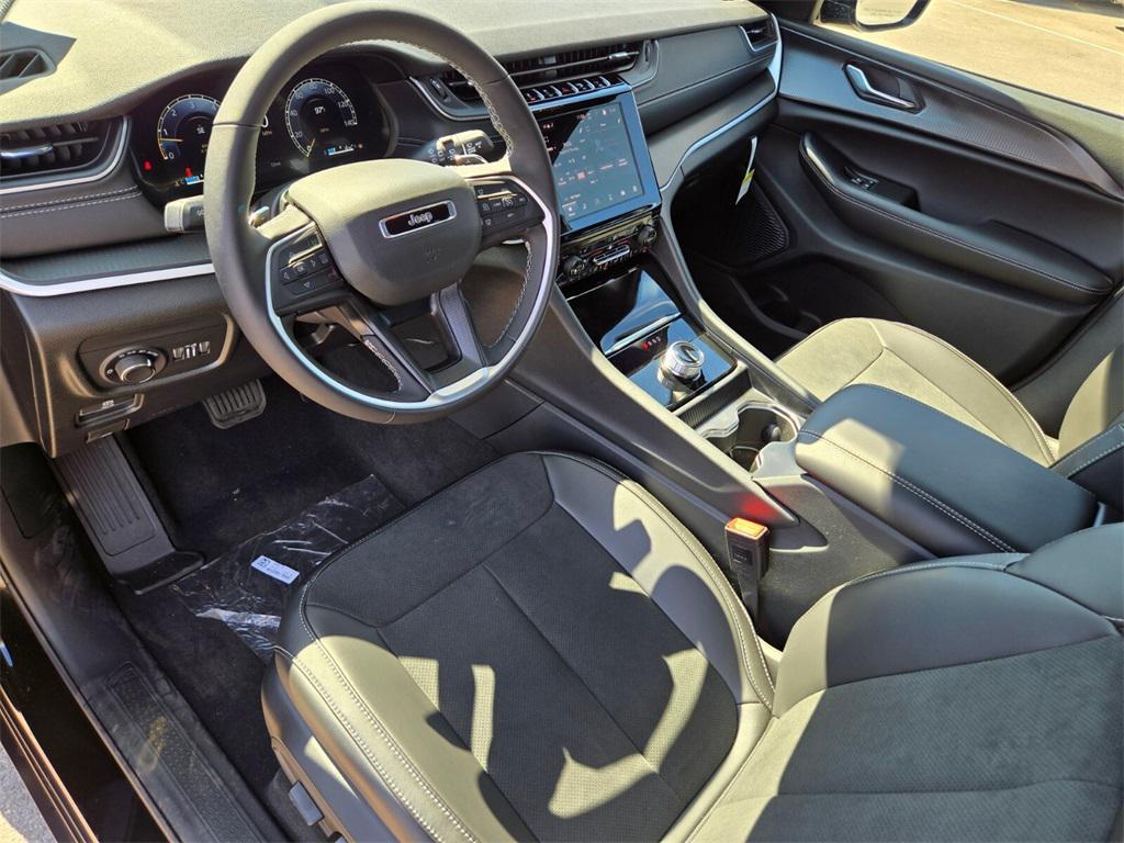 new 2025 Jeep Grand Cherokee L car, priced at $46,220