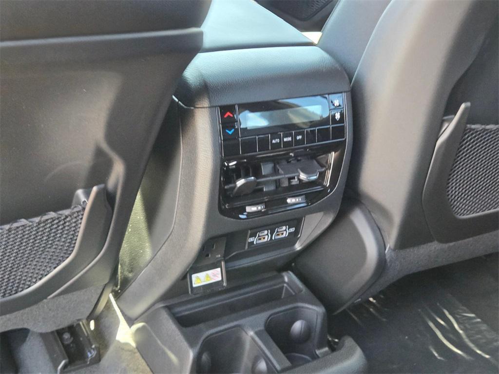 new 2025 Jeep Grand Cherokee L car, priced at $46,220