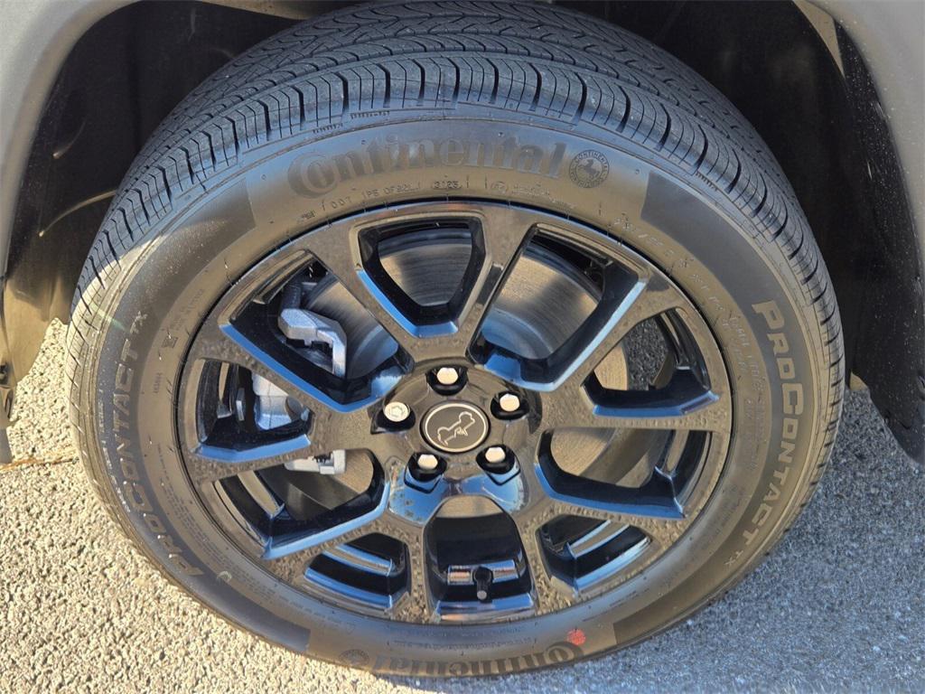 new 2026 Jeep Compass car, priced at $33,185